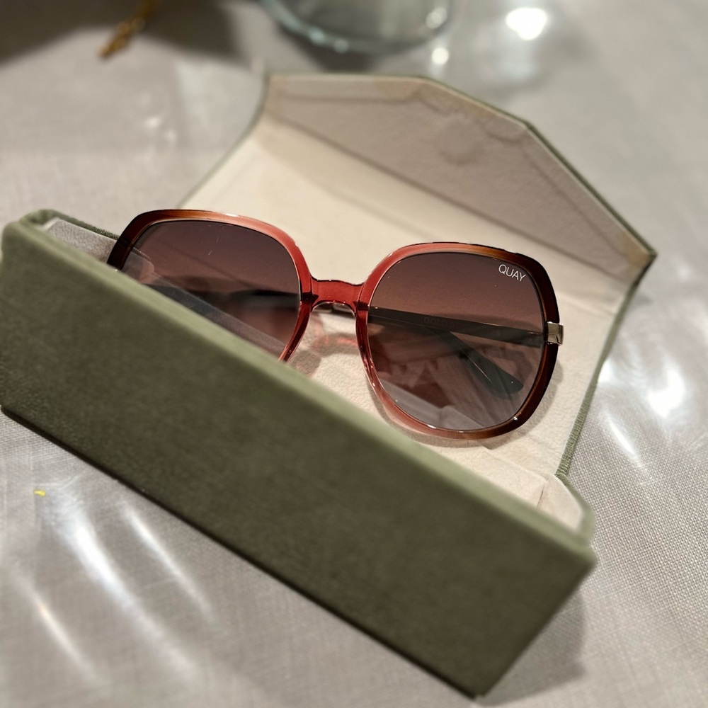 Collapsible Sunglasses Hard Case